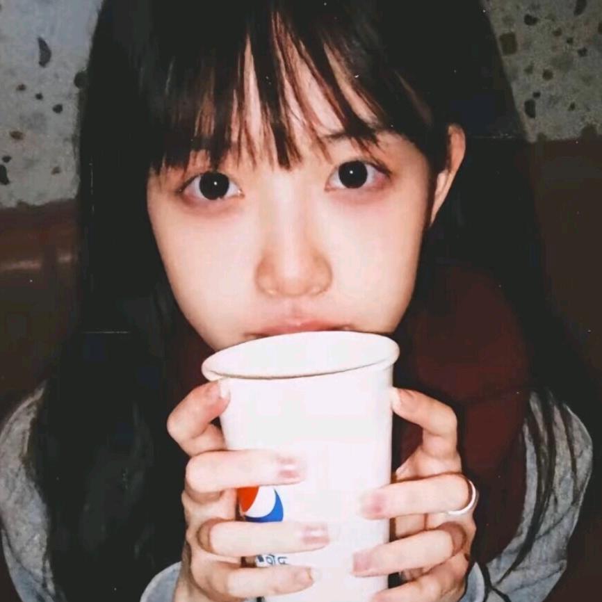 咩咩睡不着