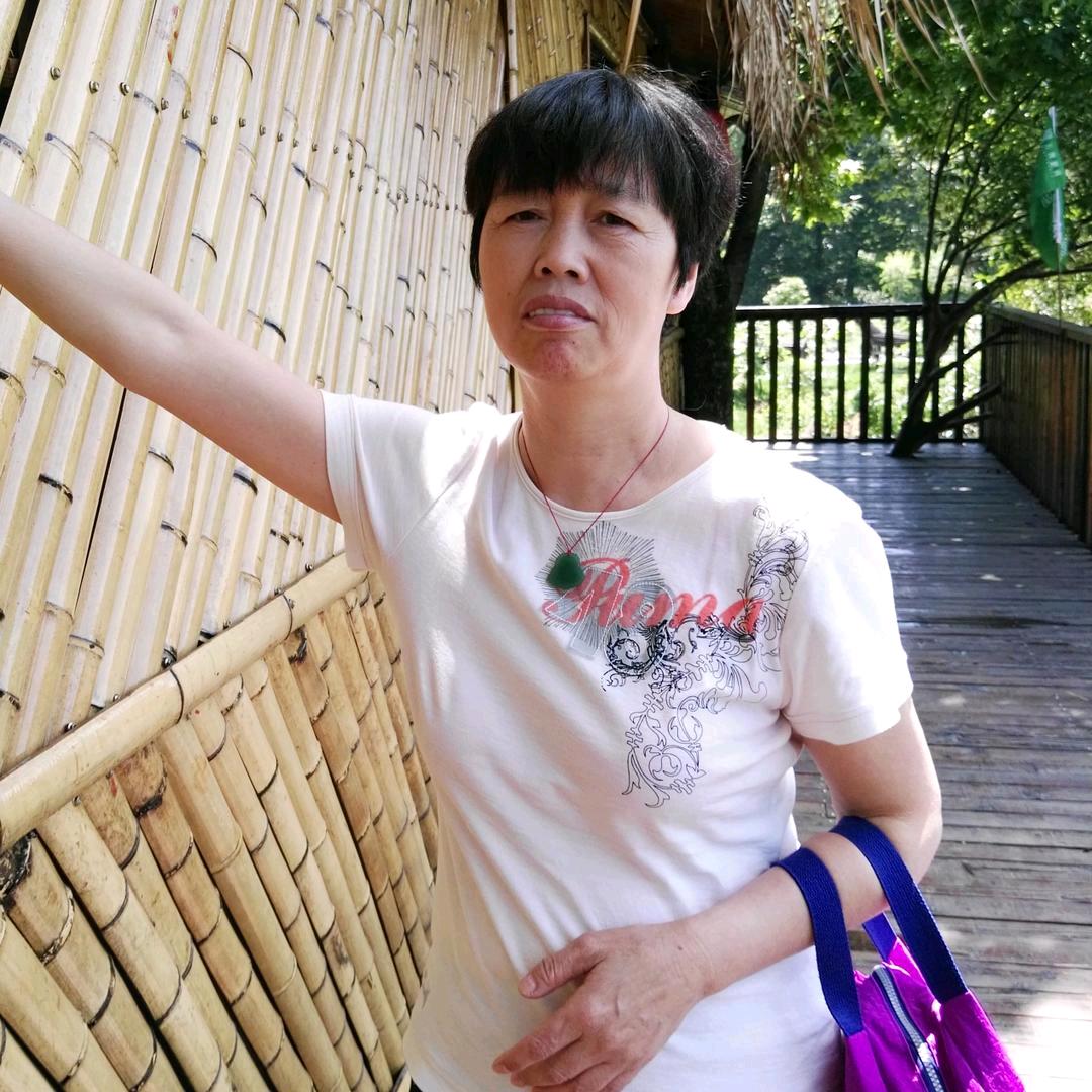 春天的珍珠。