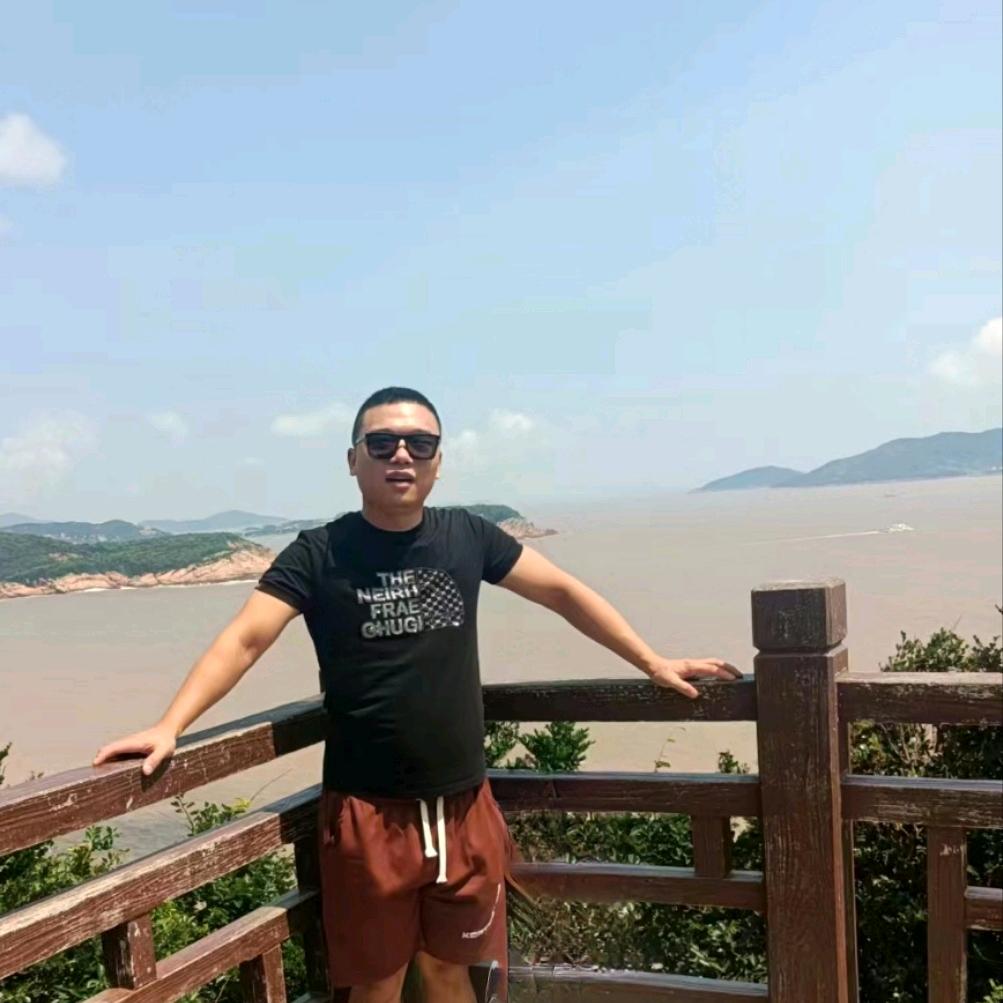 威猛的小老虎