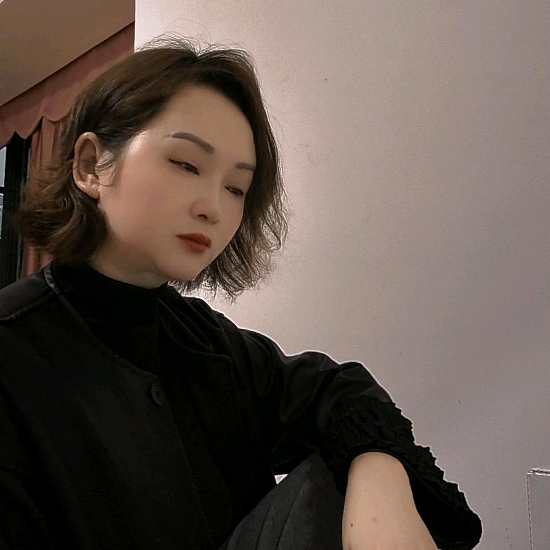 H•艳子