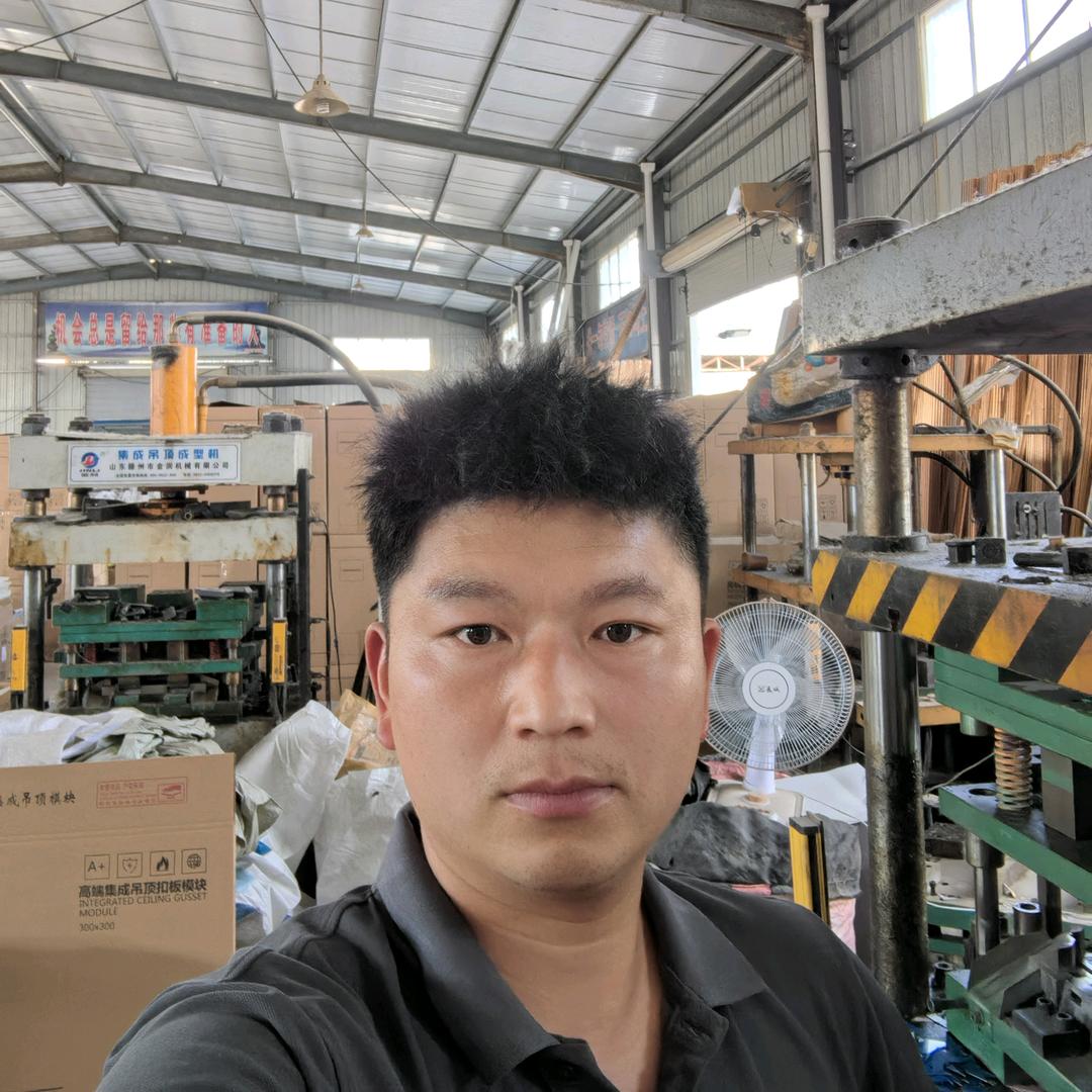 集成吊顶玩家-小陈