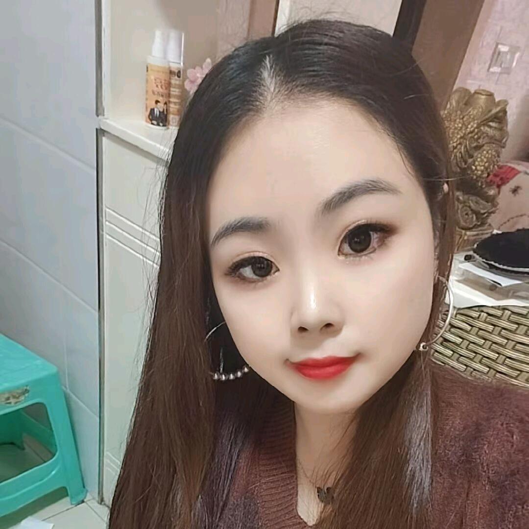 我的眼里只有你。。。