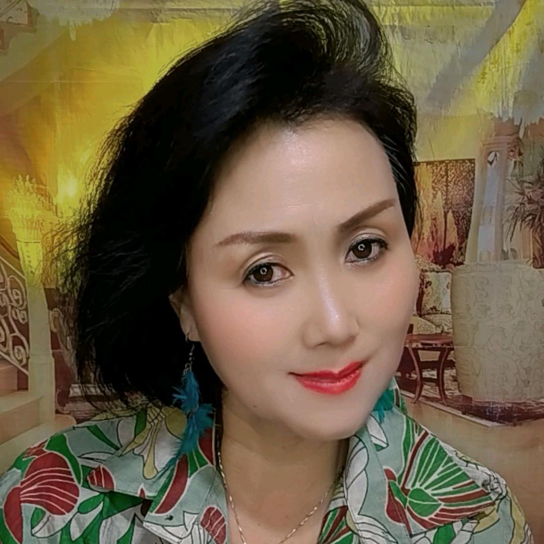 玫瑰🦿（晚上9:10直播）