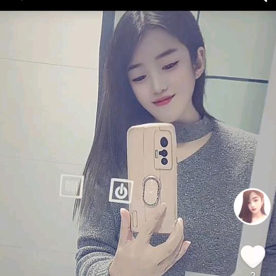 连云港爱拍抖音的小姐姐