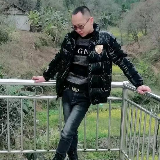 @单身爸爸&喜欢唱歌🎤
