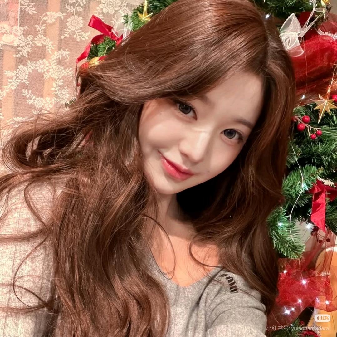 瓦伦西亚月亮上的人.₊˚💭