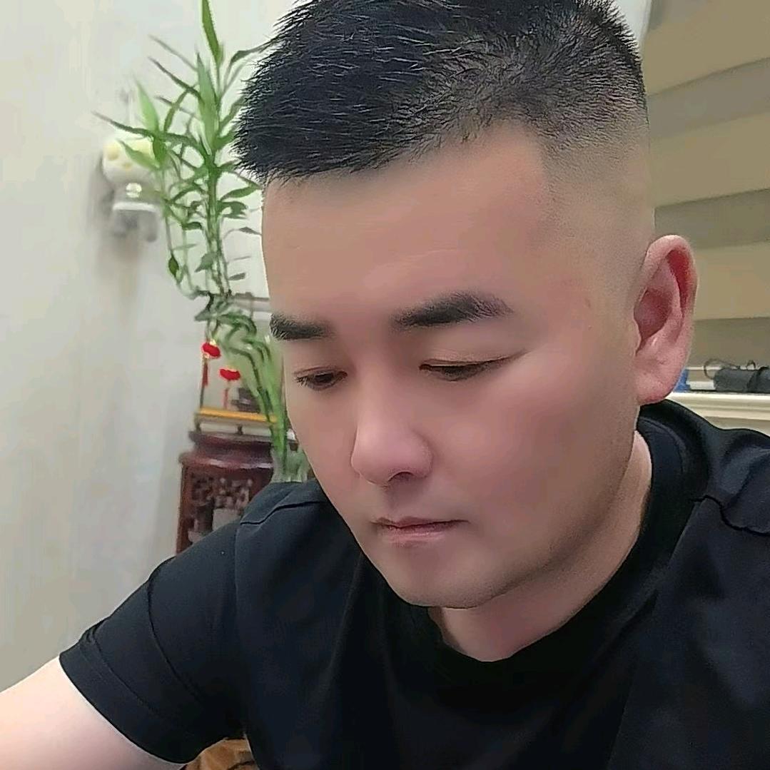 爱钓鱼的毛毛哥