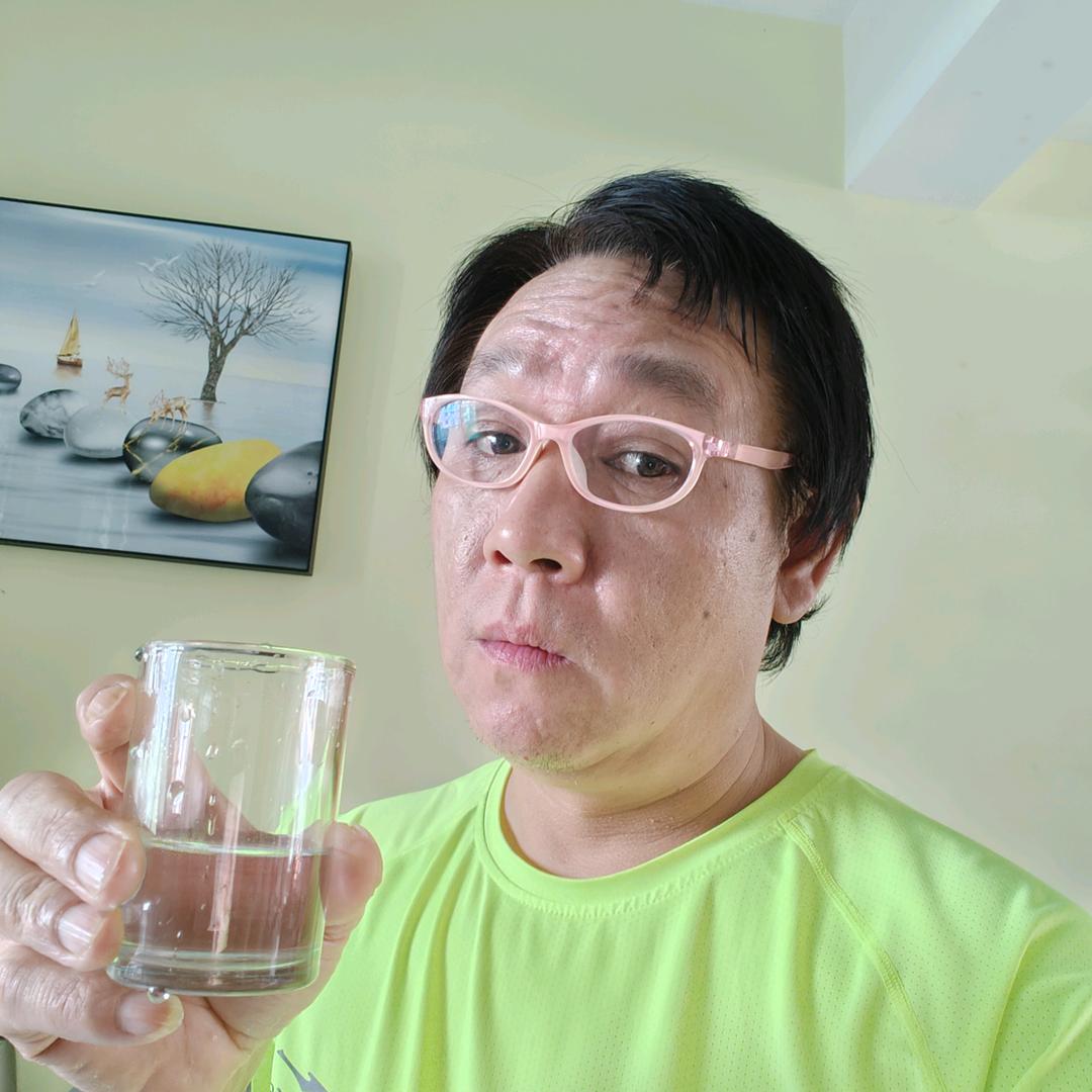 小眼镜二哥