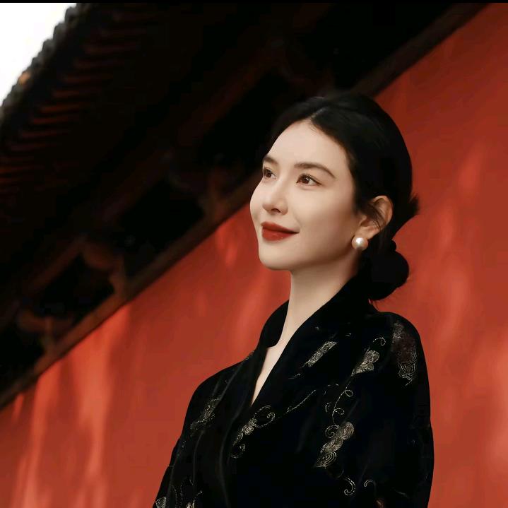 李星儿（穿搭分享）