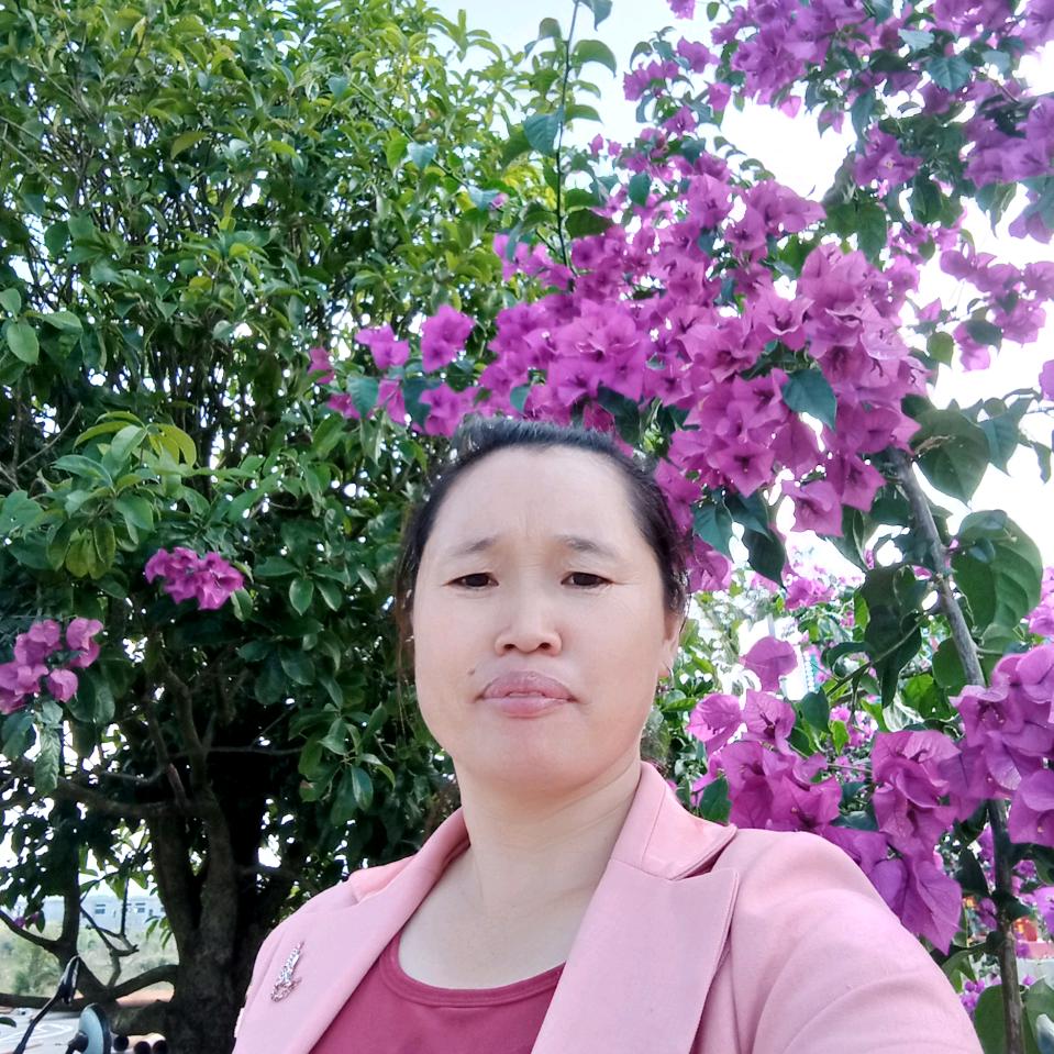 我是农村人。刘