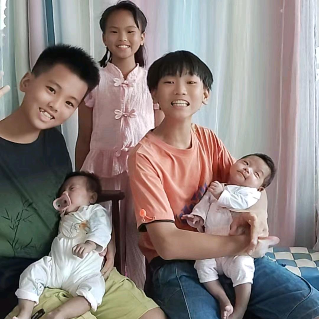 柒柒淇淇
