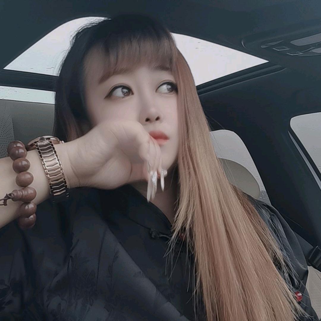 涿州文玩女大爷👑💥