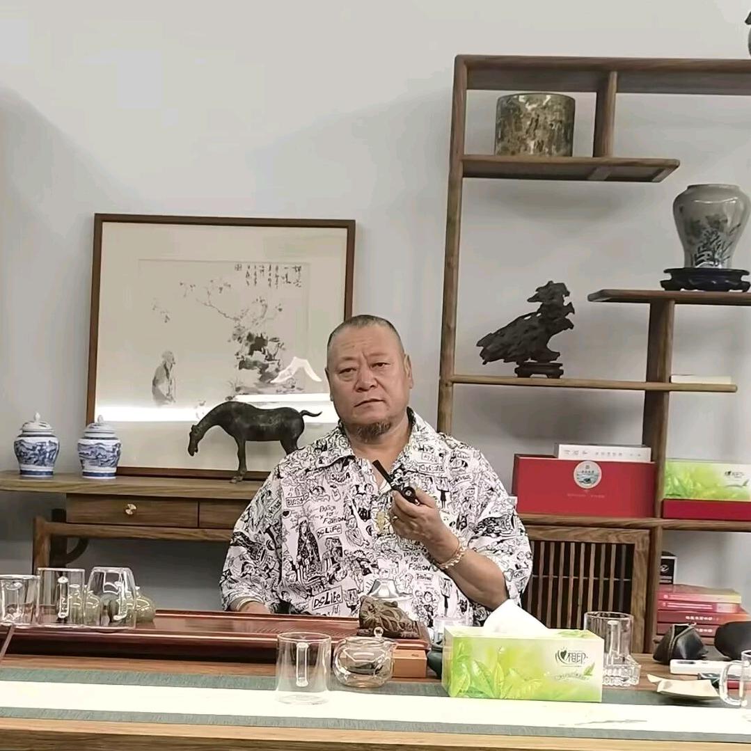 画家张之光