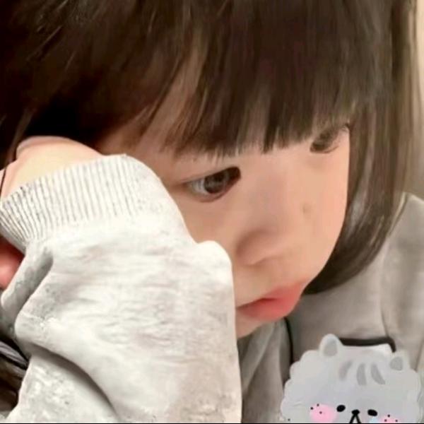 云端月.
