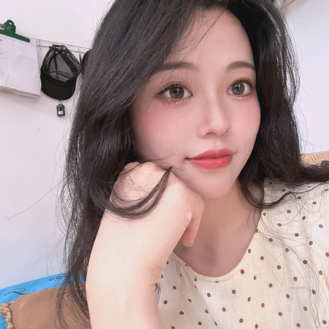 柒  月