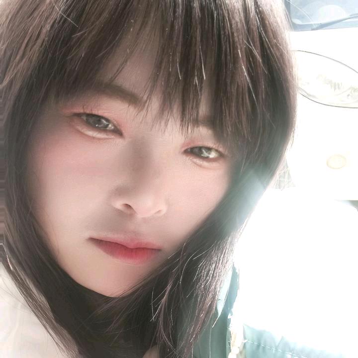 🌹保持沉默🍀