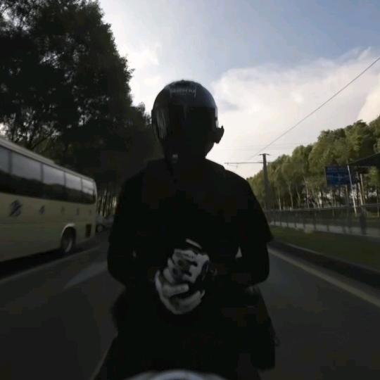 “麟.”