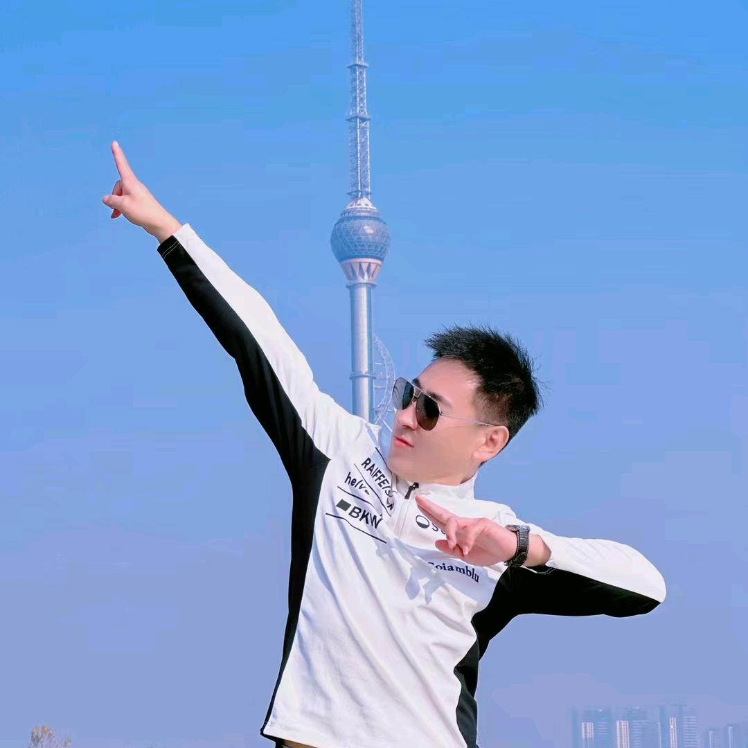 萌帅⁹²²✨《情有独钟》