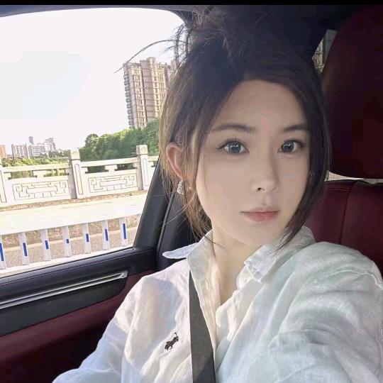 啊双ASfo轻奢女装