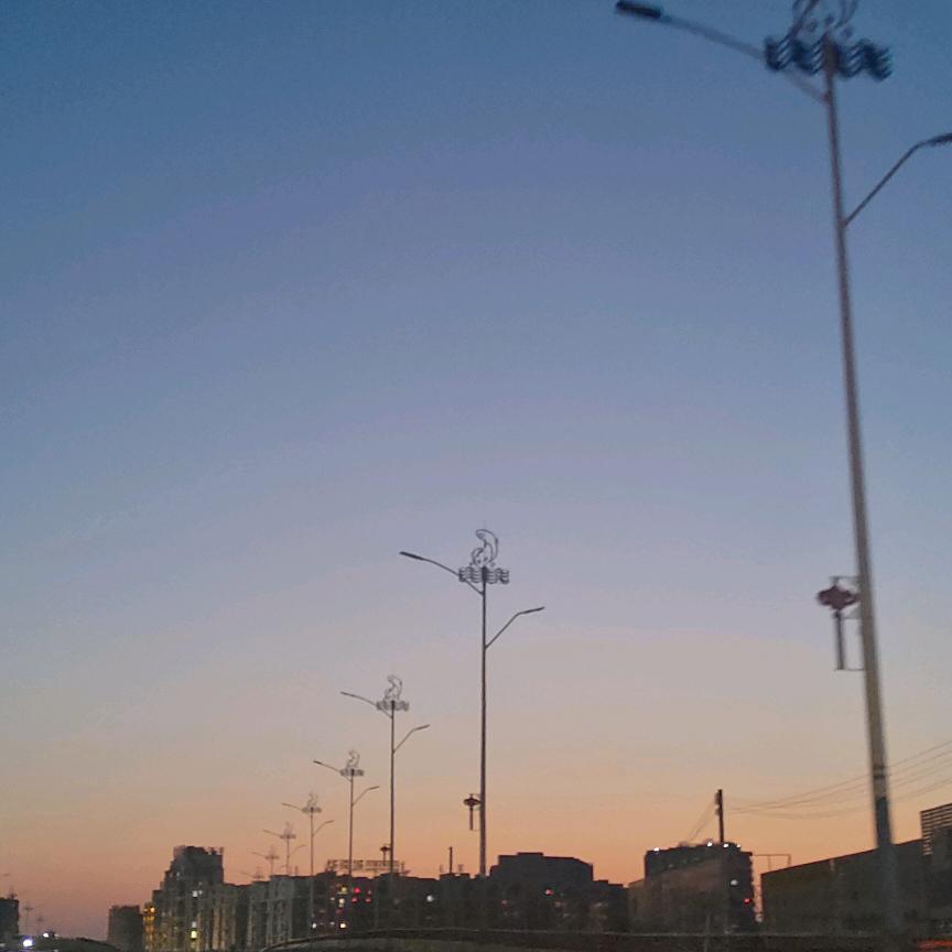 @   米     C      🤡