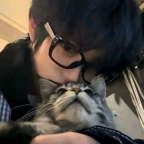 扣完皮燕扣鼻屎，扣完鼻屎扣牙齿