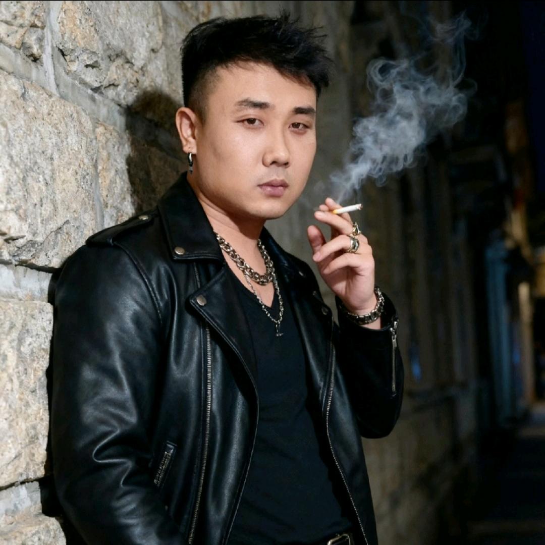 欧阳 ♥(｡￫v￩｡)♥