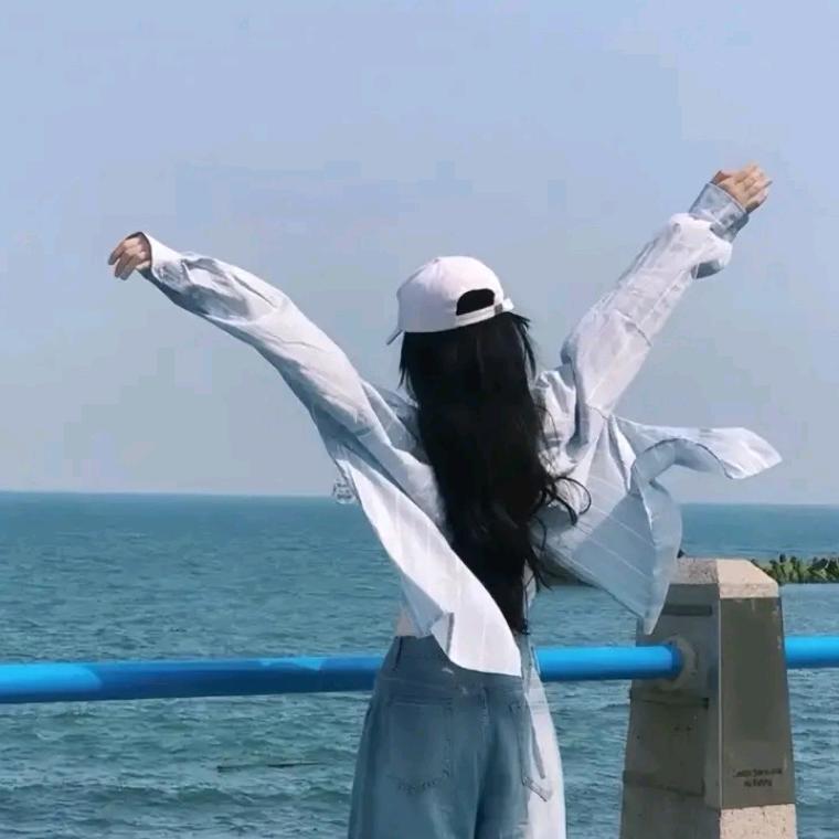 穿着拖鞋闯江湖