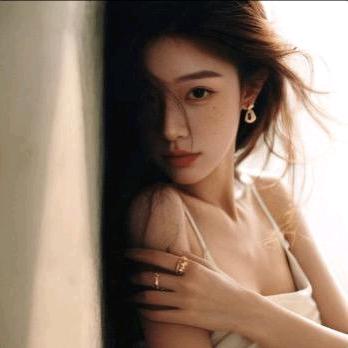 草莓软糖𝓛𝓜