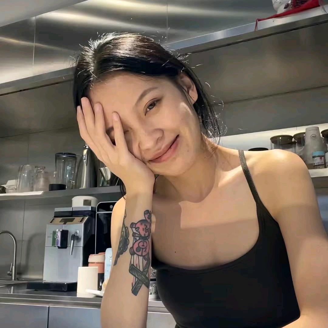 彬彬（白咖啡☕可带人）