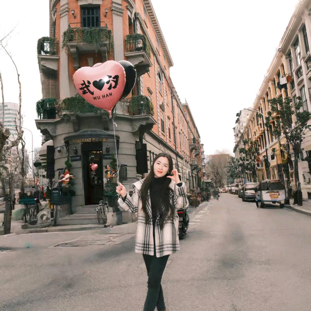 卖虾蟹的小姐姐(崇阳)