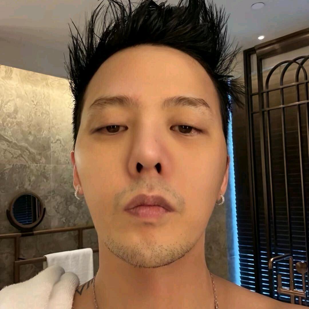 Js.WuLa头像