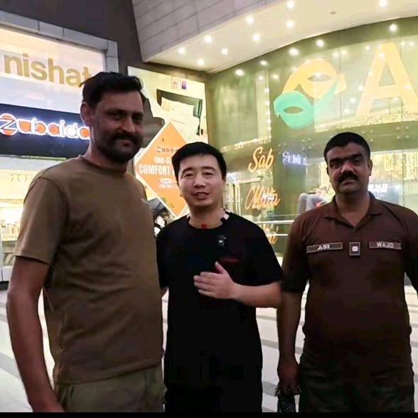 胤泽在旅行好物分享