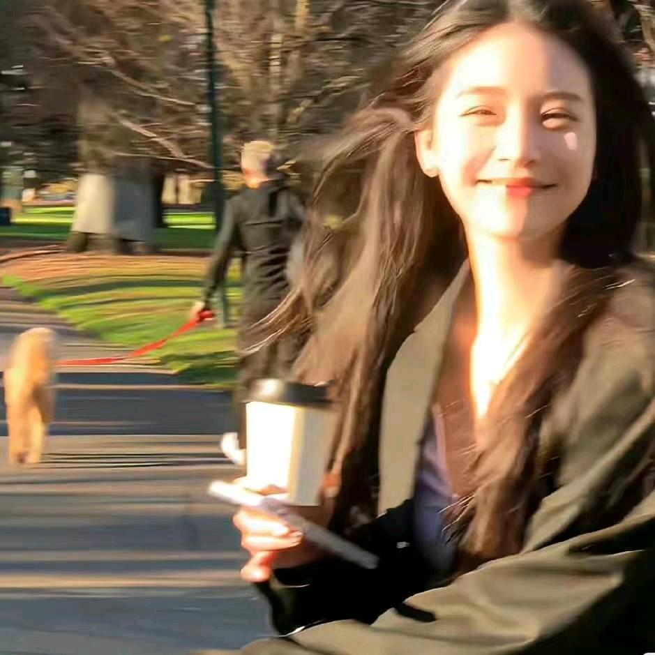努力搬转的小鱼