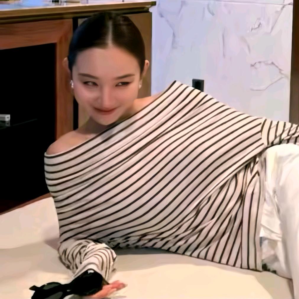 LiLi-李慧儿《穿搭精选》