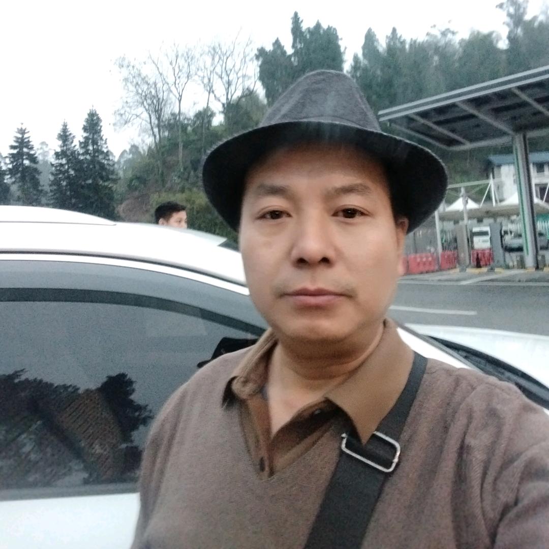 小富