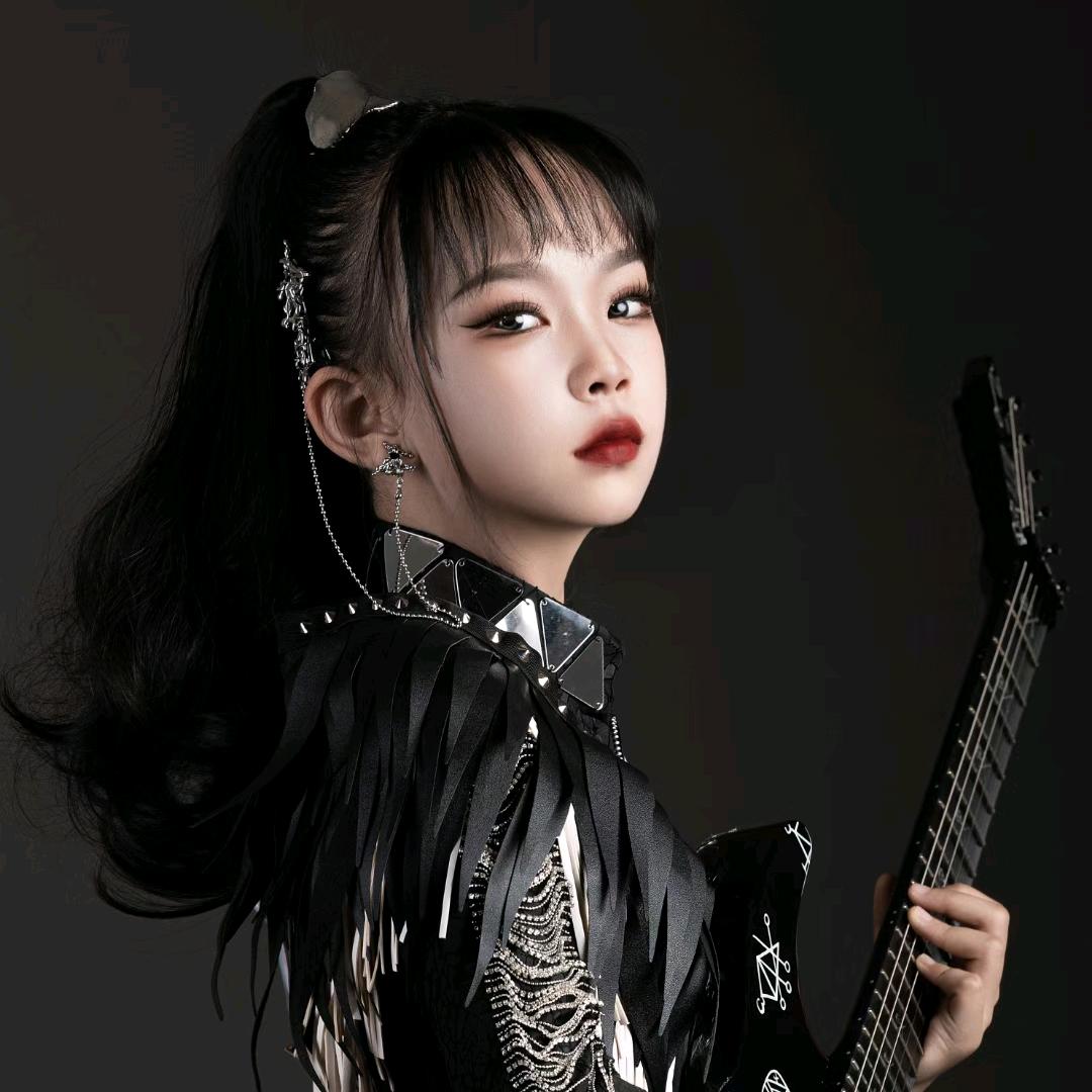 重金属小孩儿姐🎸🎼
