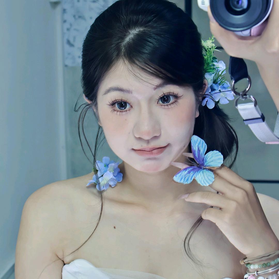 卖杯子的小杨