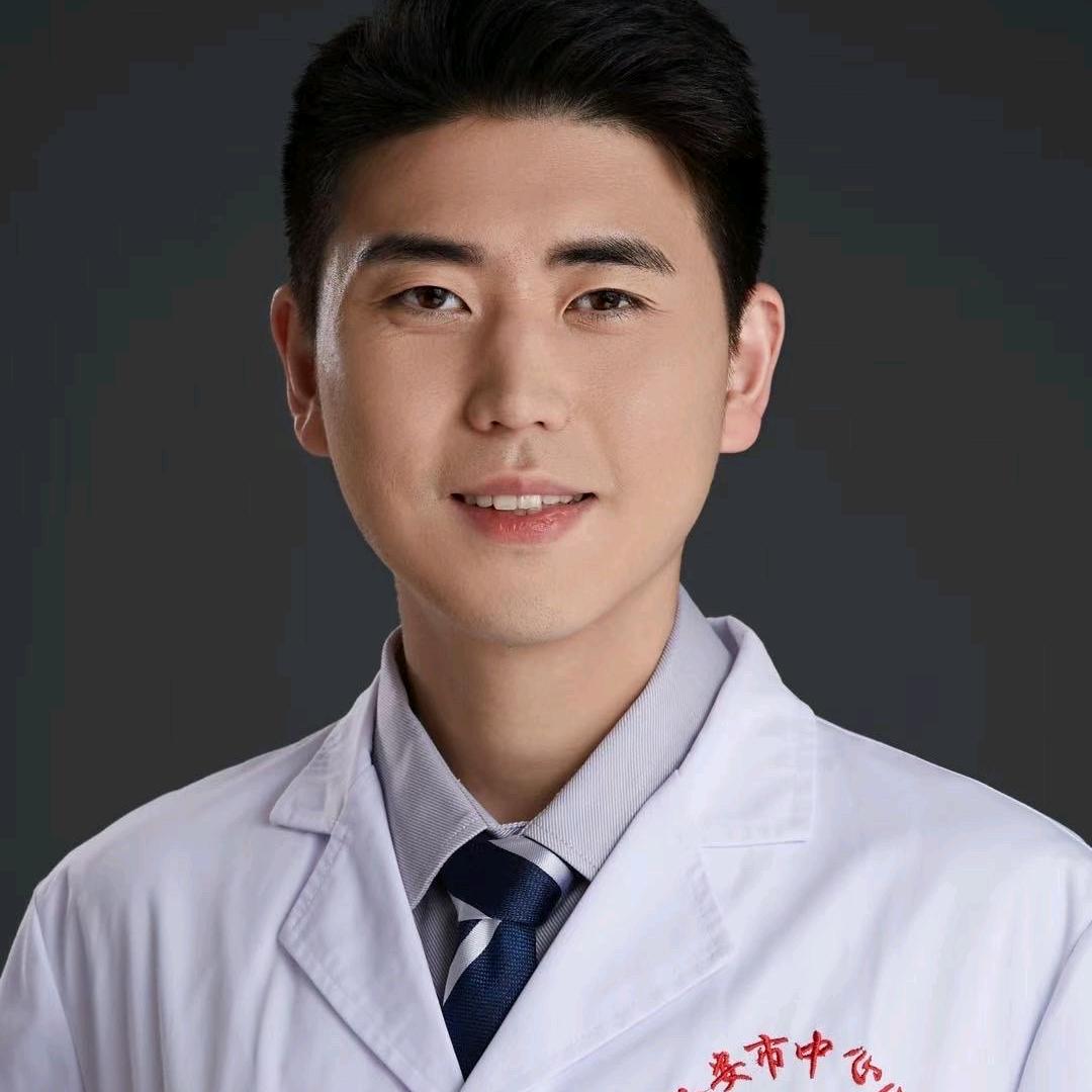 整形医生李勇