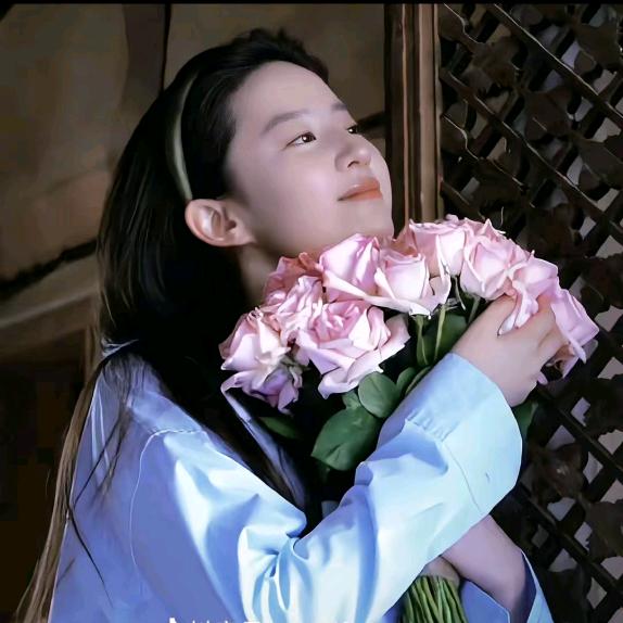 李菇凉💞