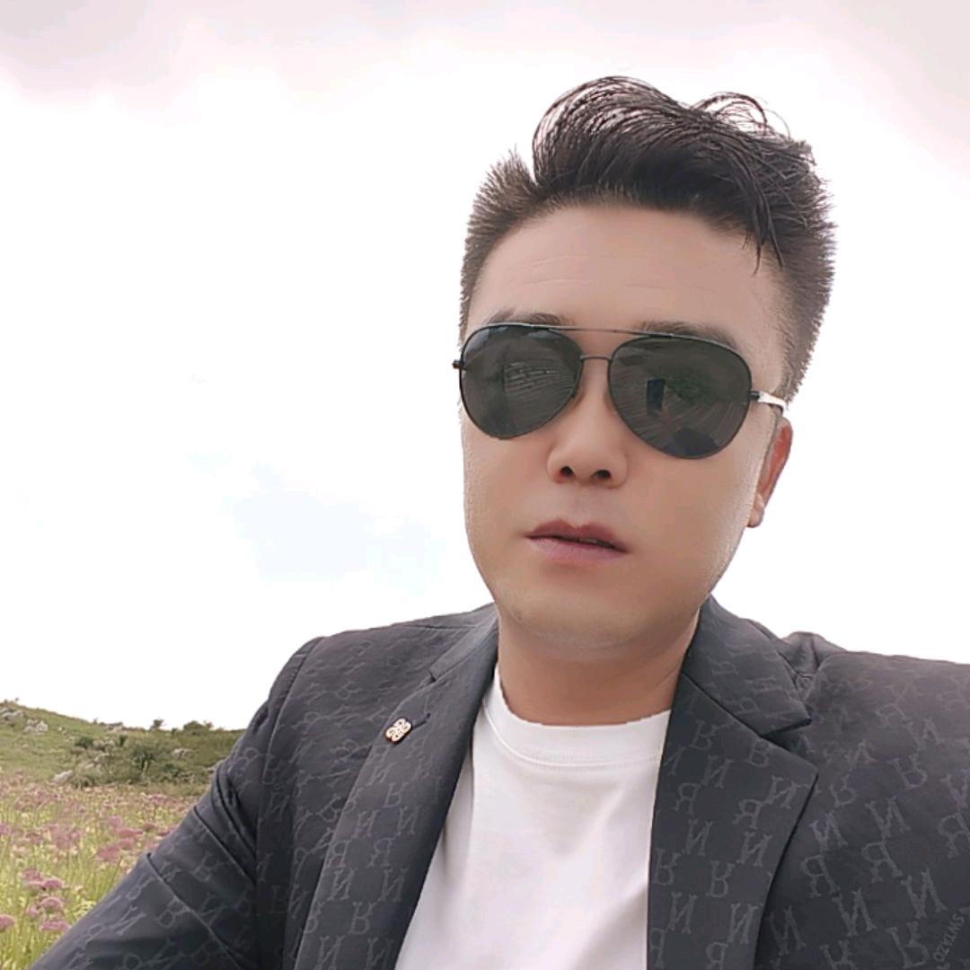 傅昱（道法自然）