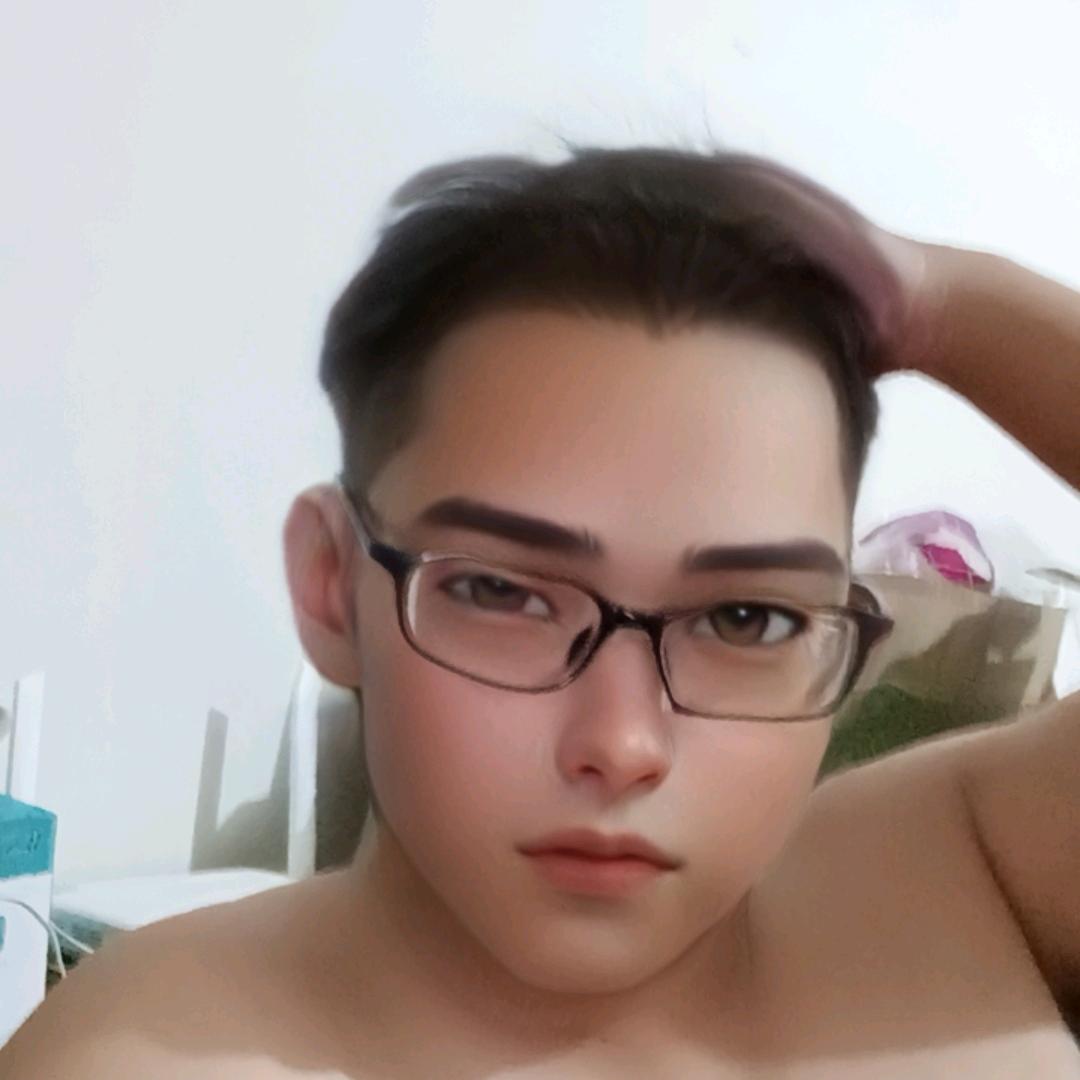 厸哥@₍₍ (̨̡ ‾ᗣ‾ )̧̢ ₎₎