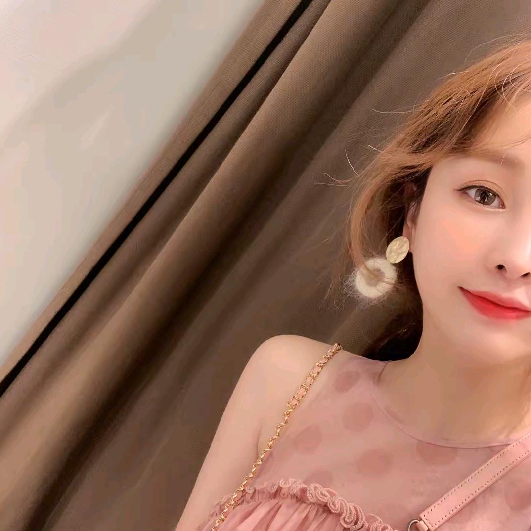 游鹿鹿（精选穿搭日常）