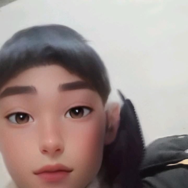邱六成