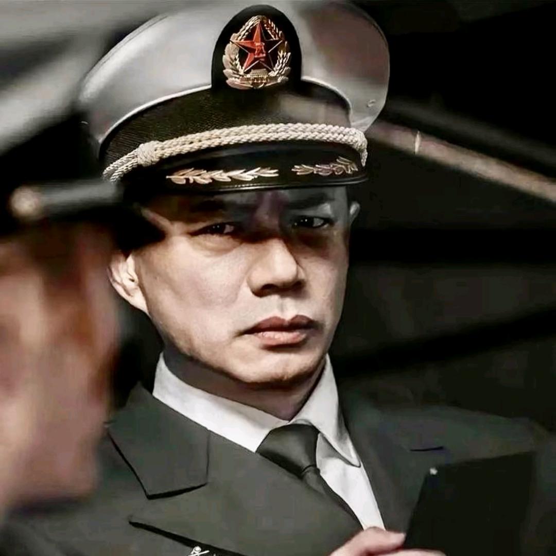 不喜欢社交的小李