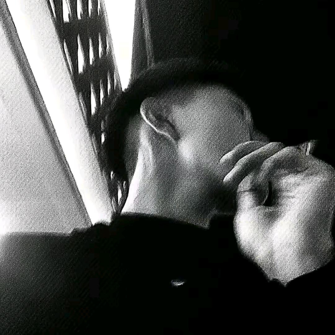 小男孩。。。😘😘