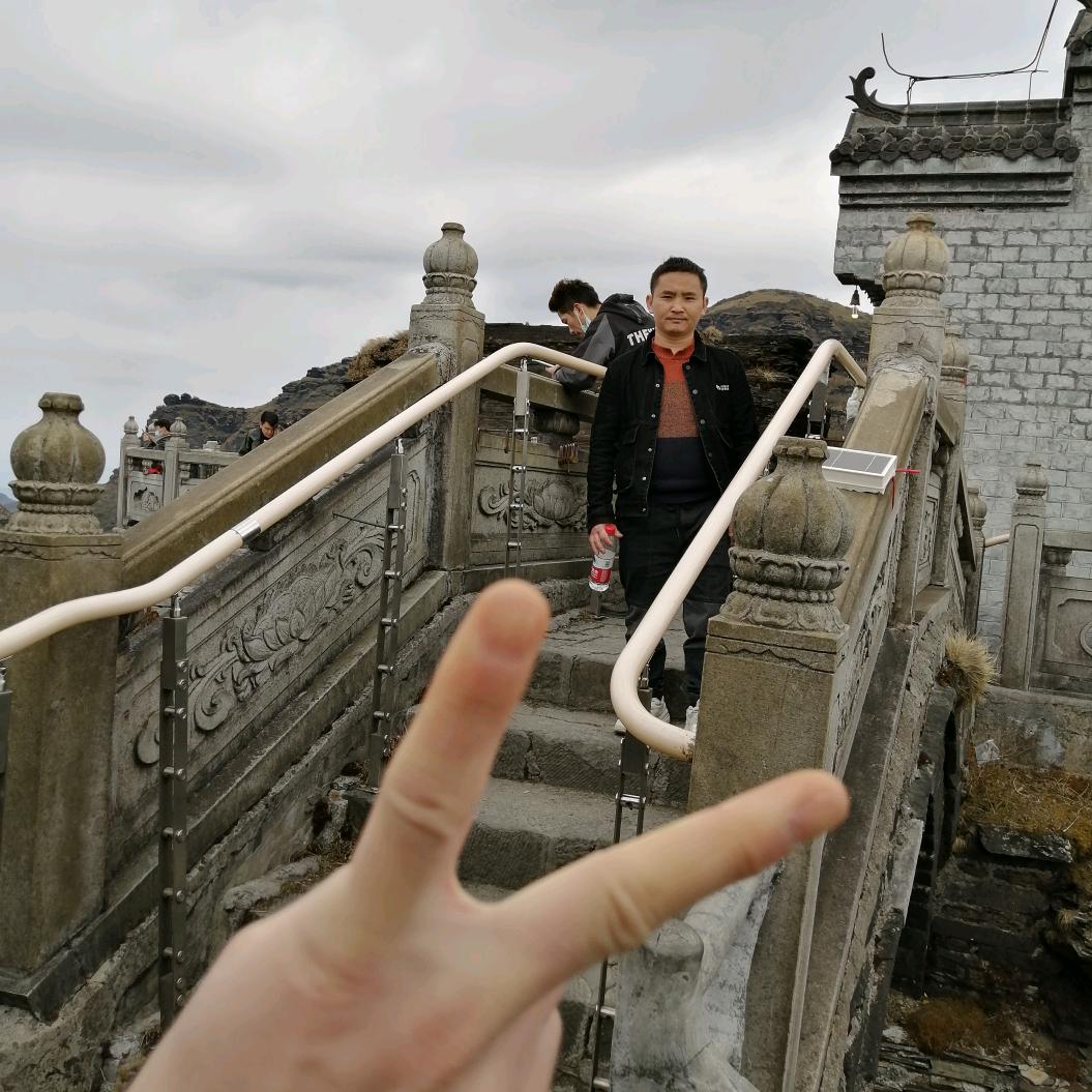 龙方方