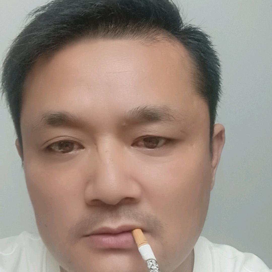 中年男人