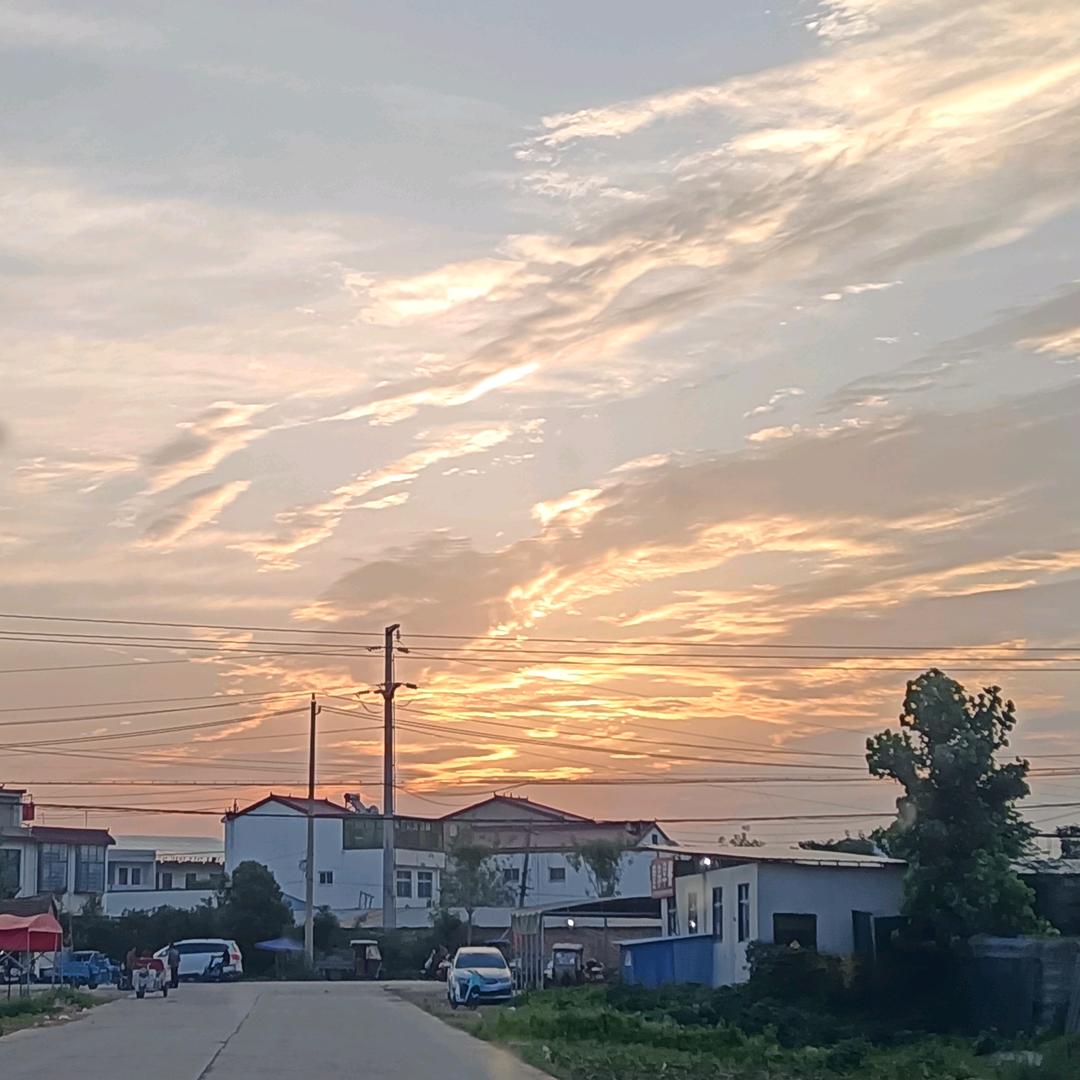 太阳下山了