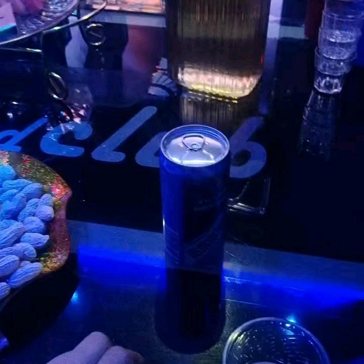 一身疲惫独自扛