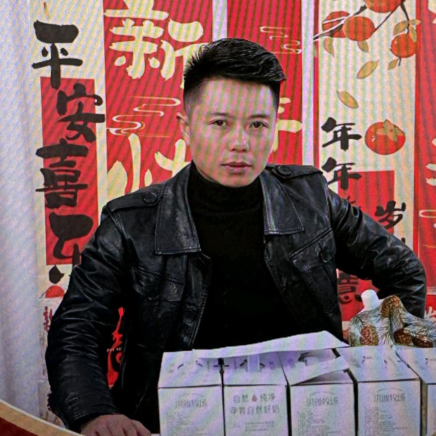 泡面哥摆龙门阵